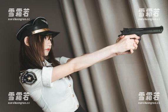 下载51酱内衣美图，看完肯定想再来一次！