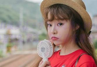 BoLoli菠萝社 – 水手服写真：Monkey_小潘鼠的姿态，是水手还是浪子？