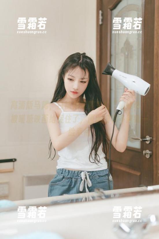 高清版马尾，白袜体操服中的“萌爆味”被喵糖映画给捉住了，原图细节多得我一脸幸福