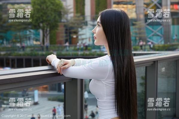 MiiTao蜜桃社 - 水手服合集，李颖诗在这儿释放自己的奇思妙想，美图亮点一触即发。
