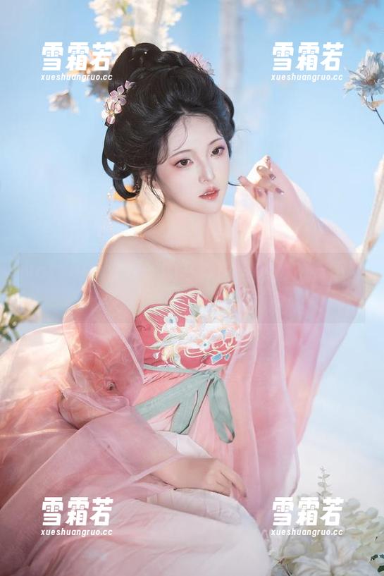 Natsuko夏夏子的写真：剧情么？要不要给我点细节啊！