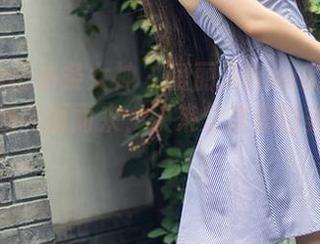 TouTiao头条女神 – 爱丽莎lisa的棉袜旅程：原图扑面而来，快来分享你的美袜观点！