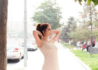 TuiGirl推女郎 – 艾栗栗的网袜私房合集，满满的大胆尝试，慵懒又微妙的气息。