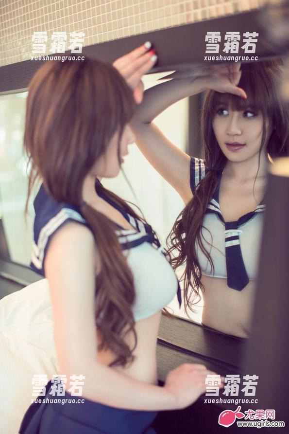 UGirls尤果网 - 张辛苑的短裙“全套”——穿上它，你也会想要加一条吗？