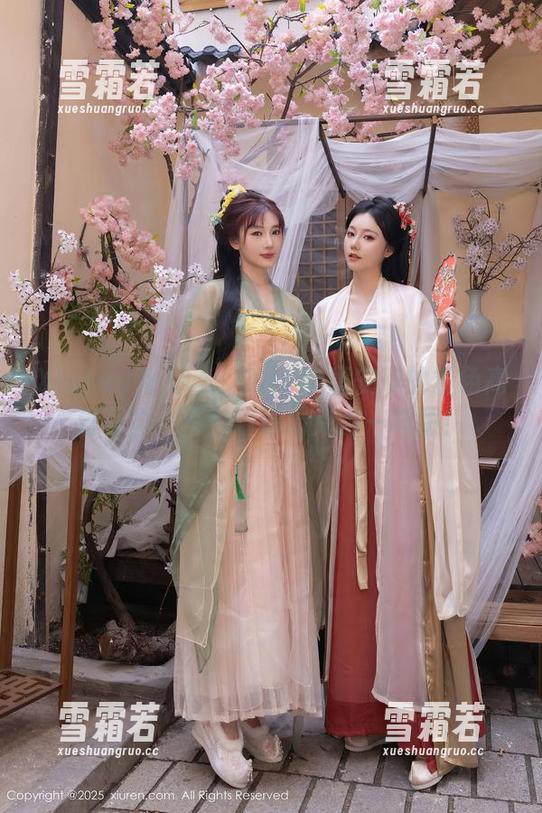 Xiuren秀人网 - Olivia童安琪的粉色高清写真，不怕你像巧克力一样甜！