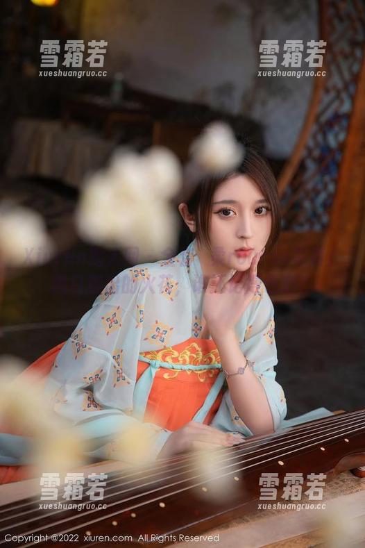 Xiuren秀人网 - 全套媃柔rourou写真：黑白擦出的火花，谁还记得色彩？