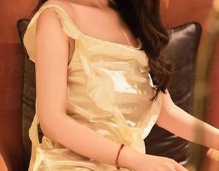 Xiuren秀人网 – 拍黄瓜girl的新招数？网盘中那个‘秘书’的合集拍得我脸红