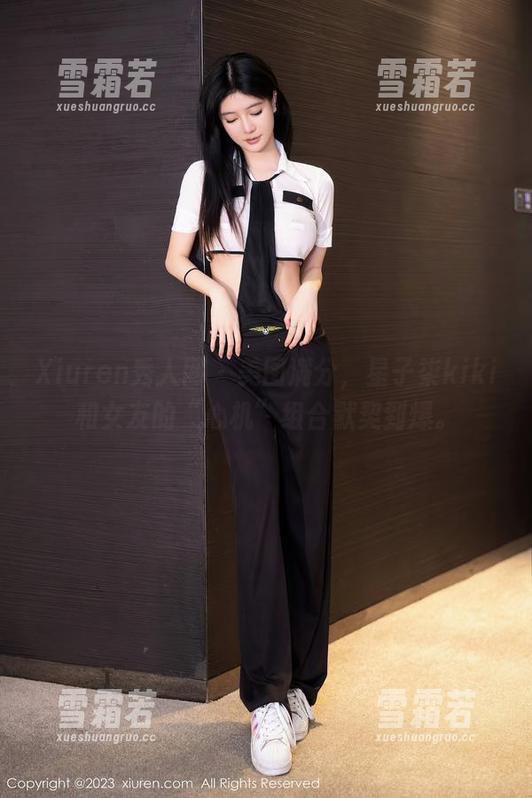 Xiuren秀人网 - 美图满分，星子柒kiki和女友的“心机”组合默契到爆。