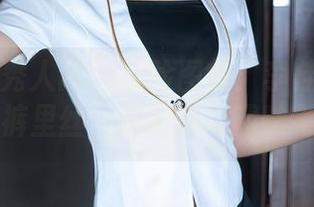 Xiuren秀人网 – 探险图集：李佳芮Cherie操控裤里丝，画面发动趣味飞起来！