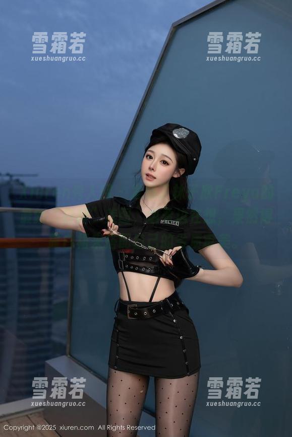 Xiuren秀人网 - 发布了林子欣Freya的最新“白裙”美图，边看边在想，果然得靠白裙来搭配自己的劣质审美。