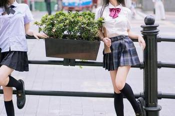 YouMi尤蜜荟 – 当小海臀Rena遇上花嫁：别以为只是婚礼，别有洞天——图库精选