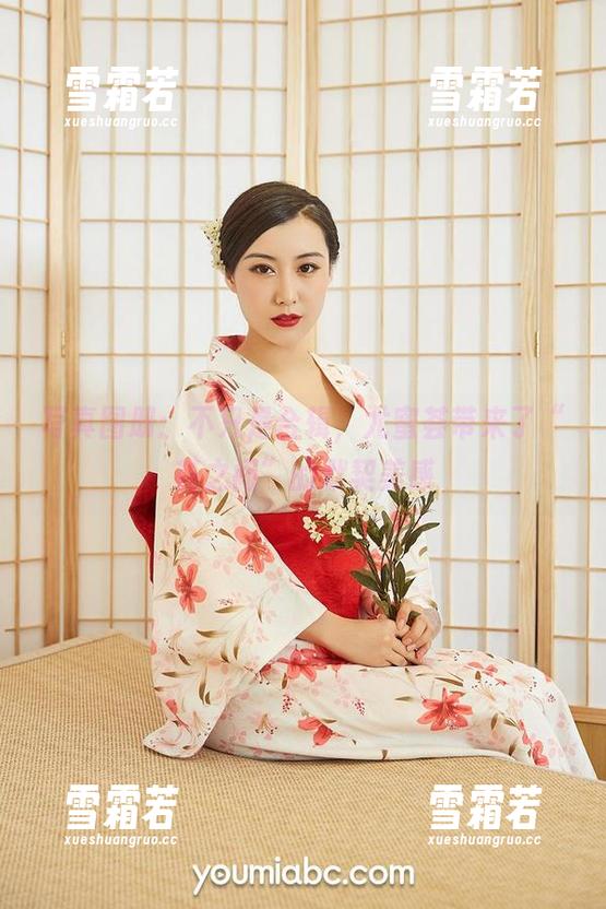 YouMi尤蜜荟 写真图册:不只是合辑,尤蜜荟带来了“花之间”的默契美感