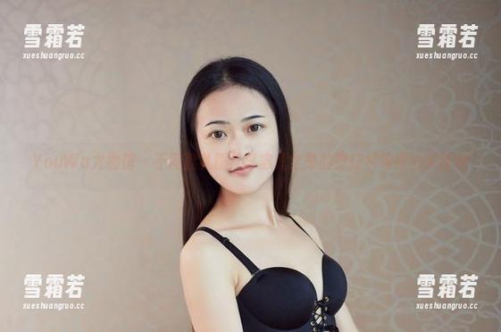 YouWu尤物馆 - 不同款礼服，李宓儿全集的穿搭共鸣在心头悸动