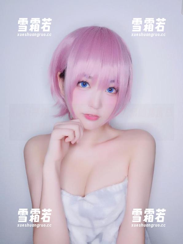 Yuki亭内衣写真最新大片，倾斜的角度总让我恍惚，难道我的审美需要更新？