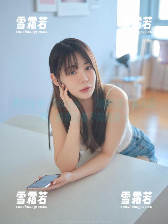 图片合集：wuyo(우요)的网袜，挺大胆的，搞得我都不知所措…