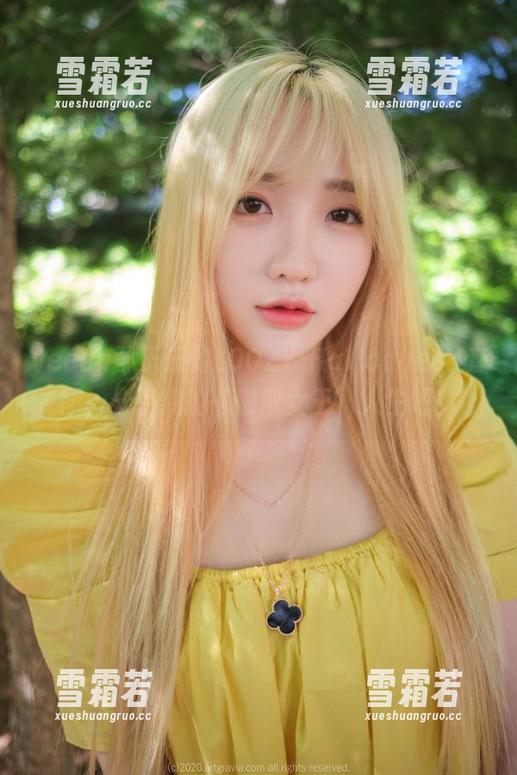 yeeun孙乐乐的LOOZY-Halloqueen套图，分享我的‘懒散女王’人生吧！