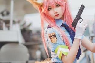 五更百鬼的作品，是我见过最激发想象力的猫娘福利了