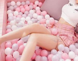 嗲囡囡 – 白衬衫套图——只需下载，陈雅漫VICKY就让你的想象走得飞快！