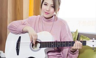 头条女神 – 原图：独家呈现文雪的“美足”，不怕你盯着，只求你雅观。