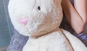 头条女神 – 美图多到停不下来，月音瞳的在线眼镜时刻，你会买吗？