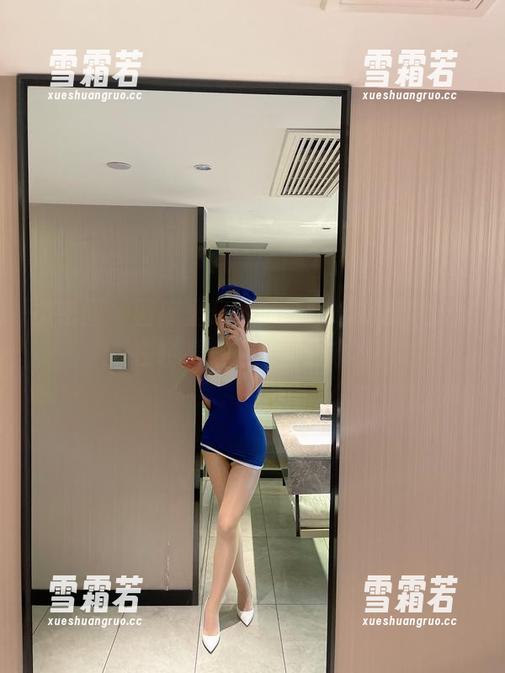 微密圈 - 图库里藏着奶宝妹纸的裸足，像在轻声邀约你偷偷欣赏