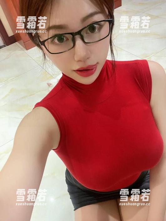 微密圈 - 免费图册，奶宝妹纸带你穿越到JK的青涩校园，怀念青春的懵懂！