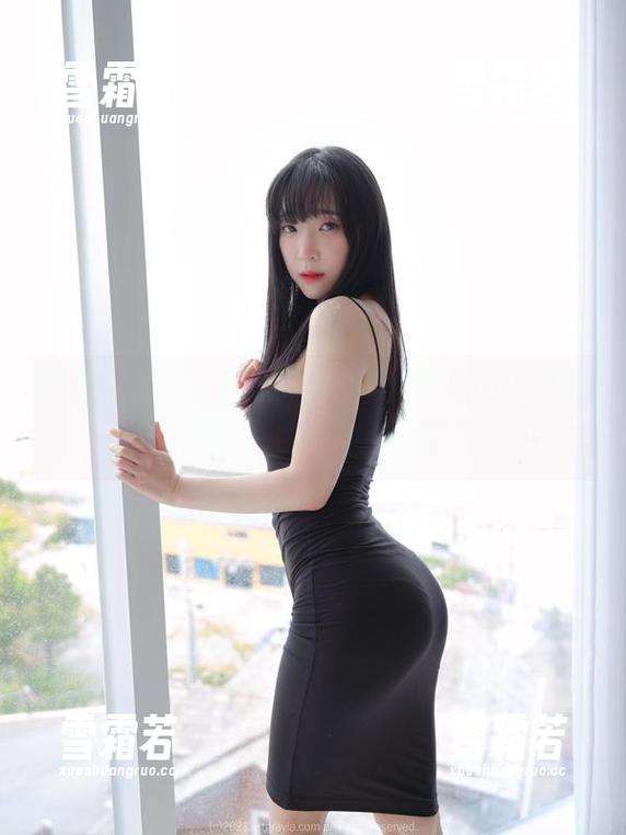 姜仁卿(강인경)来自未来，双马尾cos更新，难道我们该拯救时空？