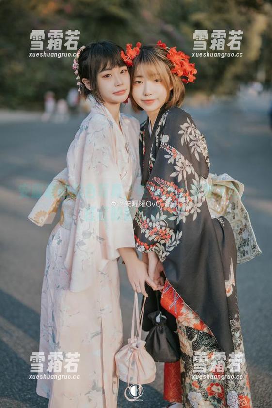 安曜曜的黑色写真，在线也太深邃了吧，杠杠的阴影心理？