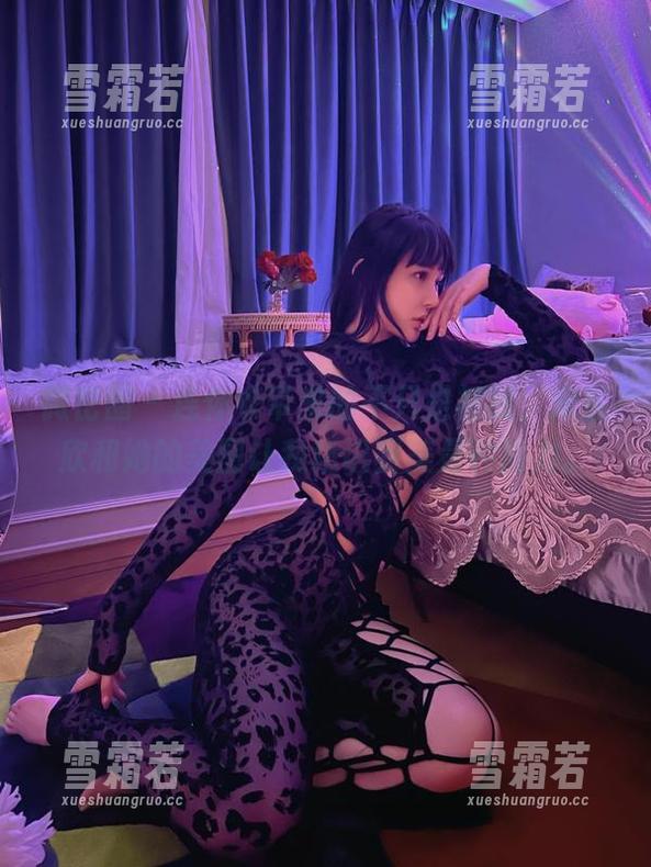 微密圈 - 连体衣带来的不只是视线，宋昱欣和她的美图让我意识到美是种能力。