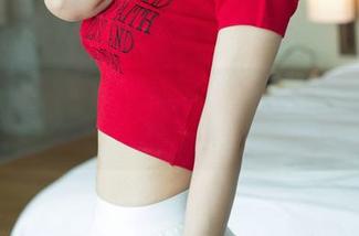 尤果网 – 穆菲菲的写真：温柔得让人想起云彩在做俯卧撑