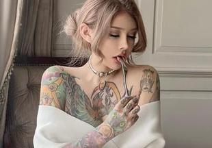 微密圈 – 不得不说，希希Gina的女神原图真魔性，图片好想一直回味。