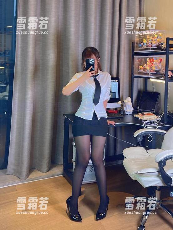 微密圈 - 张思允的自拍图包，下载了就别说我没提醒哦！