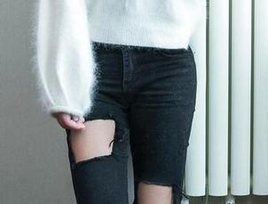 推女郎 – 沙子带你逛办公室合集：这里藏着工作和唇彩的碰撞。