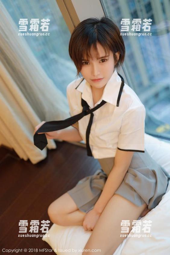 模范学院 - 说好只看棉袜的，可fairy如歌的原图让我忍不住想跑题留言！