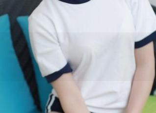 模范学院 – 眼镜下的艾莉Evelyn，原图里的她会不会凝视我的灵魂？