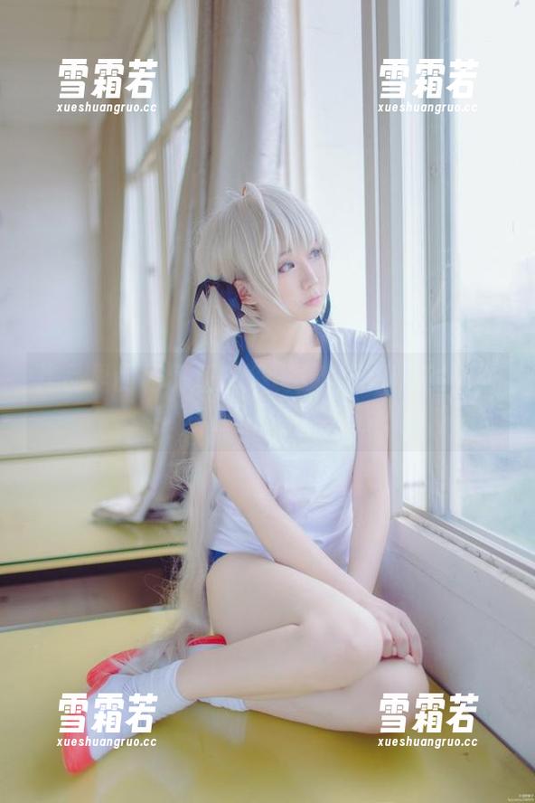 作品里的私房江湖：浅野菌子和她的伊丽莎白·里昂妮丝探险