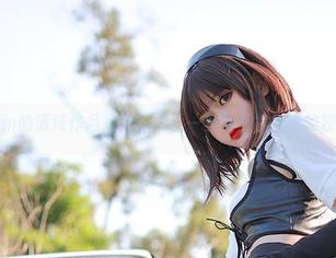 在炸蛋Boom的清纯作品里，看见了一丝丝不被发现的狡黠，哈哈！