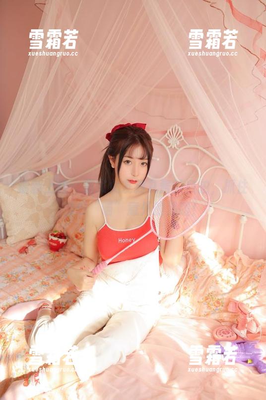 最新上线，居家女友猫九酱的自拍，抓住那份“喵”意外的温暖！