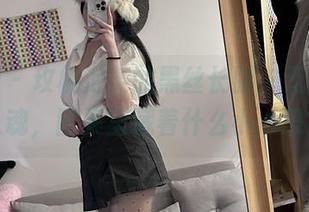 微密圈 – 玫桃泡芙的黑丝长腿，无圣光又入魂，图集里藏着什么小心思？