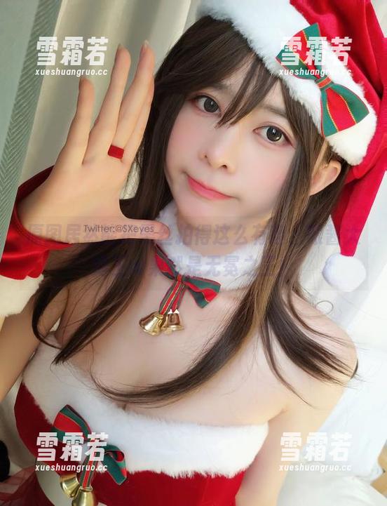 原图居然能把黑丝拍得这么有趣，眼酱大魔王w果然是无冕之王！