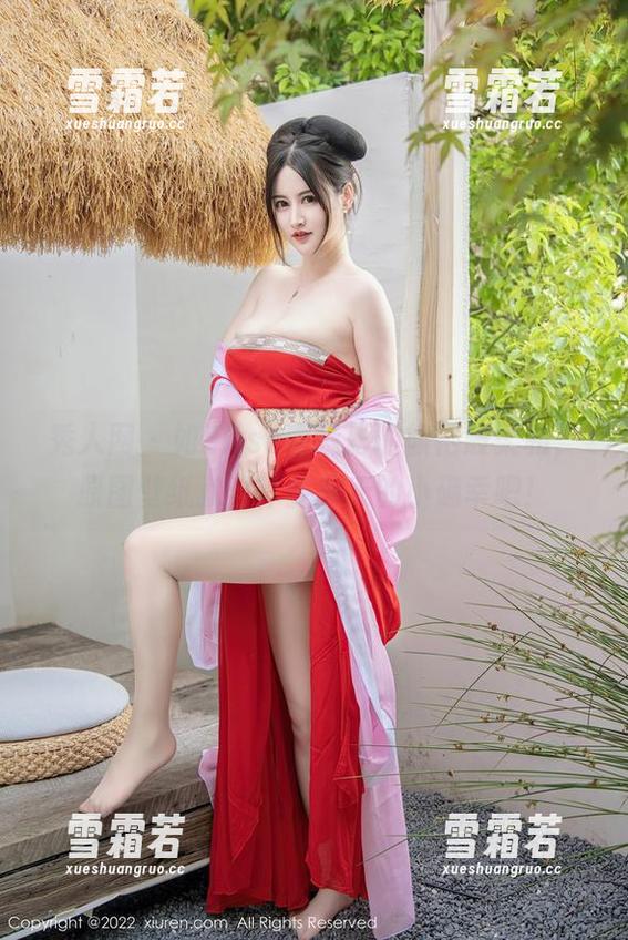 秀人网-Elise谭晓彤 秀人网 - 如Elise谭晓彤的旗袍般柔和,原图壁纸就当作我每天的小确幸吧!