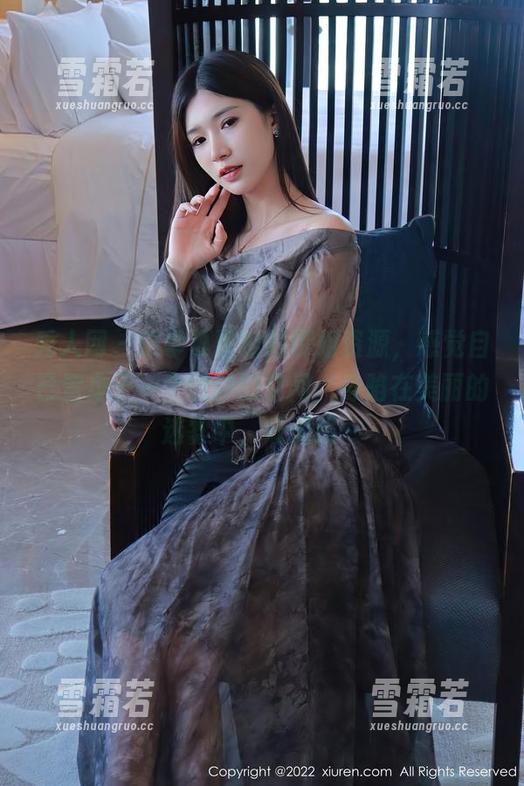 秀人网-夏馨瑶 秀人网 - 这季夏馨瑶的御姐资源,感觉自己置身于一个微妙的空间,身陷在美丽的迷雾中,好无线~