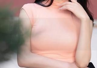 秀人网 – 日常里的小乐趣：李丽莎最新图册揭示的平凡与不羁
