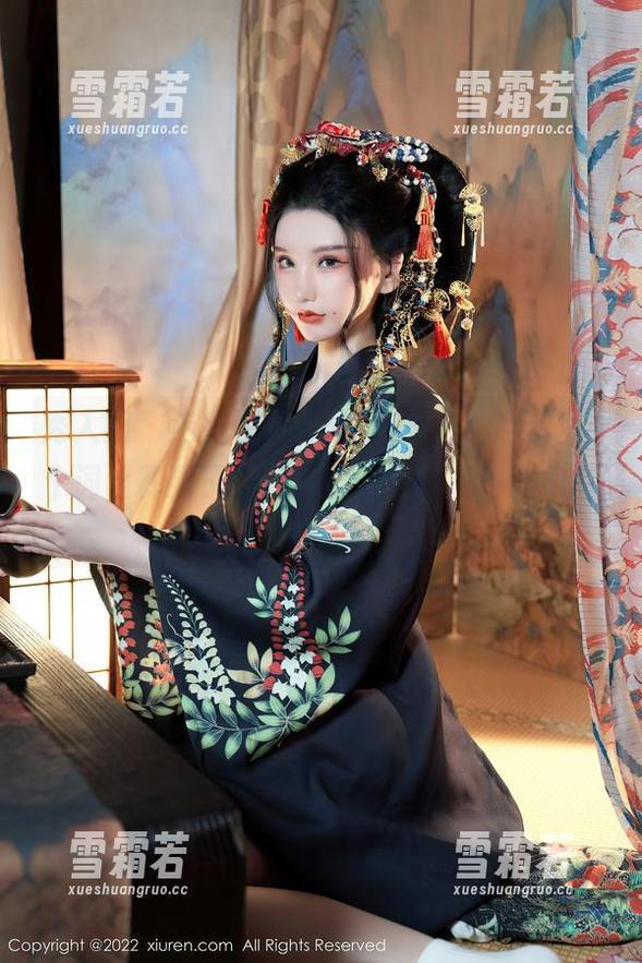 秀人网 - 这组图片，怕不是把“女友”这个词诠释到了极致？快来看陈柒柒的作品吧。