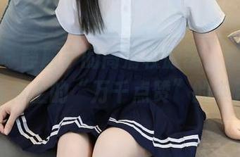 秀人网 – 静颜宁的高清校服图，绝对是社交媒体上的“万千点赞”的典范！