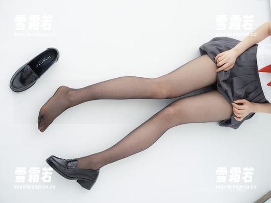 紧急企划 - 汇集了小恩的体操服写真，给我一种新视角，运动与风格的碰撞嘛？好神奇。