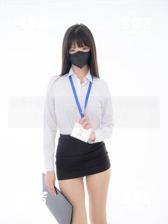 紧急企划-林书辞 紧急企划 - 林书辞用镂空套图把自己藏得那么妙,我是要怎忍住不看。