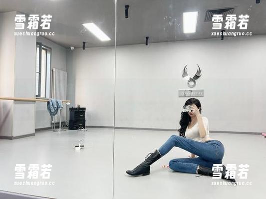 微密圈 - 葛征的旗袍图片精选，谁能抗拒那裙摆下的故事呢？