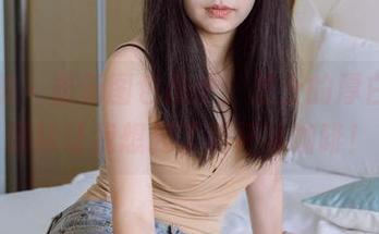 袜啵啵 – 最新图包出炉，芝士的厚白丝小腿袜让我想起了那杯冰咖啡！