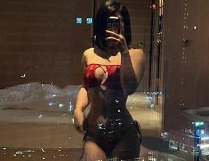 微密圈 – 这次詹詹更新的新作连体衣，让人情不自禁流连啊！